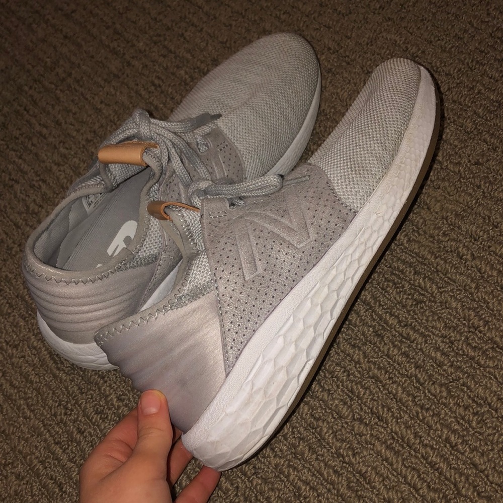 Gray/white new balance shoes